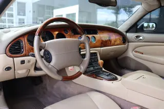 2002 Jaguar XK8 LOW LOW MILES