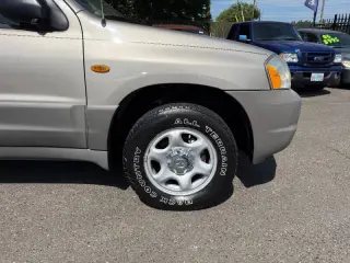2001 Mazda Tribute DX