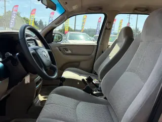 2001 Mazda Tribute DX