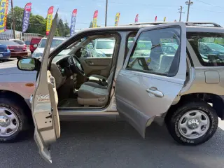 2001 Mazda Tribute DX