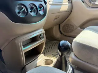2001 Mazda Tribute DX