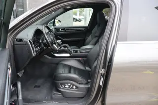 2020 Porsche Cayenne Turbo