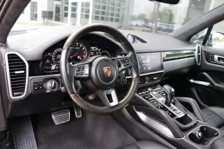 2020 Porsche Cayenne Turbo