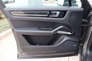 2020 Porsche Cayenne Turbo