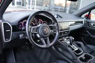 2023 Porsche Cayenne 