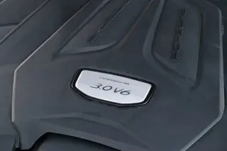 2023 Porsche Cayenne 