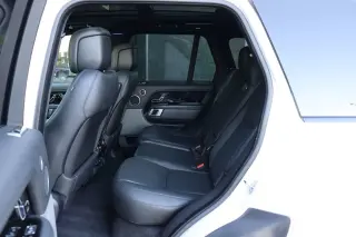 2020 Land Rover Range Rover P525 HSE
