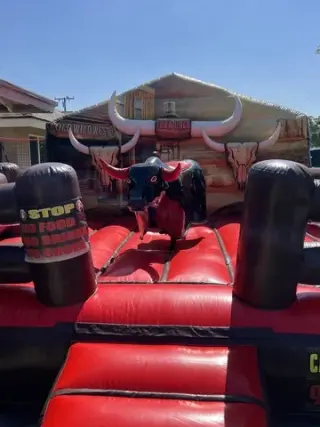 MECHANICAL BULLS FOR RENT