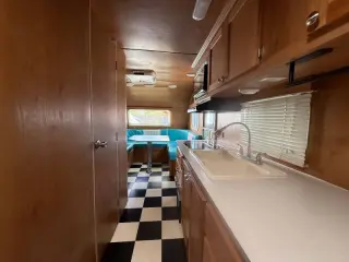 2017 Riverside RV  Retro 195