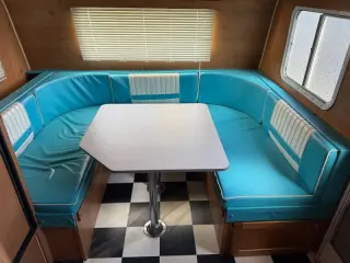 2017 Riverside RV  Retro 195