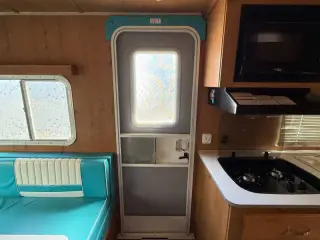 2017 Riverside RV  Retro 195
