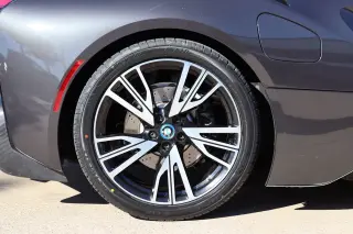 2019 BMW i8 Roadster