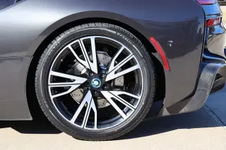 2019 BMW i8 Roadster