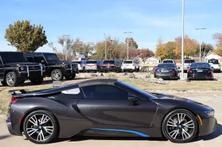 2019 BMW i8 Roadster