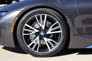 2019 BMW i8 Roadster