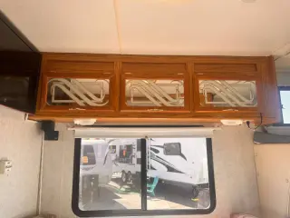 1999 Shasta RV Spirit 240