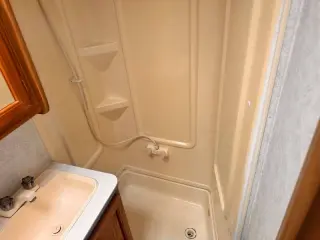 1999 Shasta RV Spirit 240
