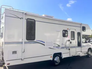 1999 Shasta RV Spirit 240