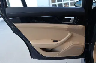 2018 Porsche Panamera 4
