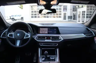 2020 BMW X6 M50i