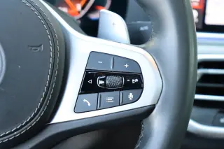 2020 BMW X6 M50i