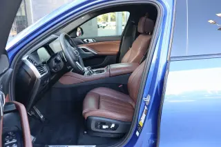 2020 BMW X6 M50i