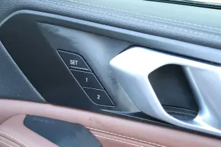 2020 BMW X6 M50i