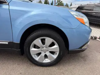 2010 Subaru Outback 2.5i Premium