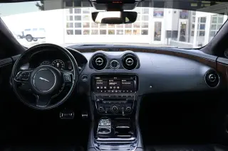 2019 Jaguar XJ XJ50 V6
