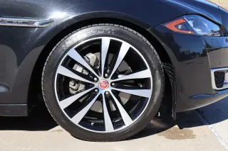 2019 Jaguar XJ XJ50 V6