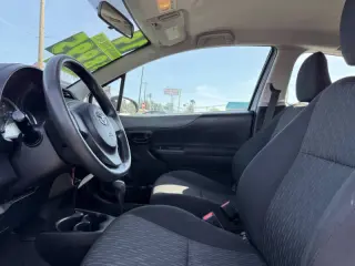 2014 Toyota Yaris 3-Door LE