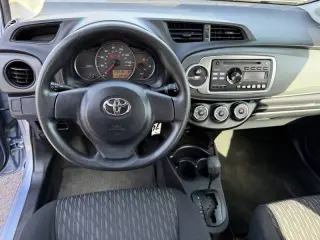 2014 Toyota Yaris 3-Door LE