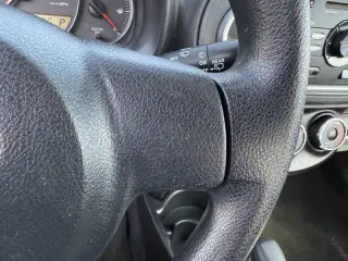 2014 Toyota Yaris 3-Door LE
