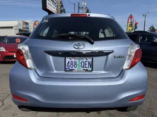 2014 Toyota Yaris 3-Door LE