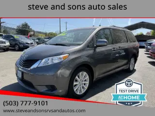 2012 Toyota Sienna LE 7-Passenger