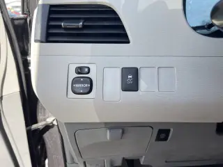 2012 Toyota Sienna LE 7-Passenger