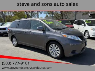 2012 Toyota Sienna LE 7-Passenger