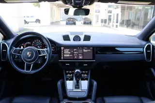 2021 Porsche Cayenne 