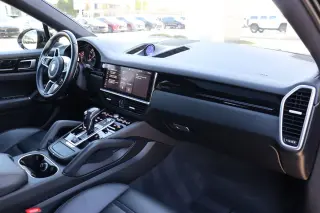 2021 Porsche Cayenne 
