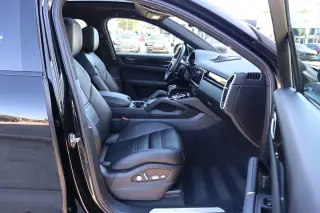 2021 Porsche Cayenne 