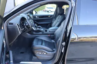 2021 Porsche Cayenne 