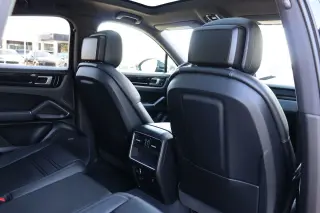 2021 Porsche Cayenne 