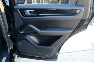 2021 Porsche Cayenne 