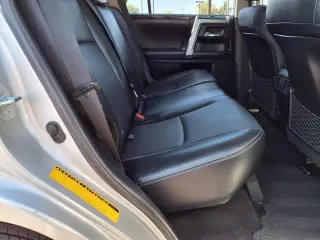 Toyota 4Runner 2019 4x4 SR5 4dr SUV