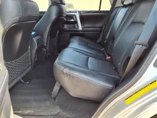 Toyota 4Runner 2019 4x4 SR5 4dr SUV