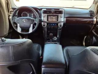 Toyota 4Runner 2019 4x4 SR5 4dr SUV