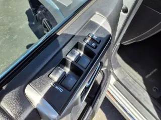 Toyota 4Runner 2019 4x4 SR5 4dr SUV