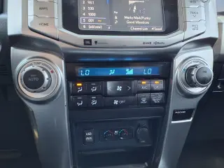 Toyota 4Runner 2019 4x4 SR5 4dr SUV