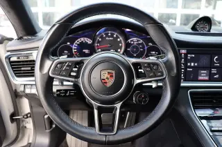 2018 Porsche Panamera Turbo