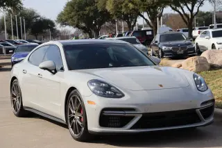 2018 Porsche Panamera Turbo